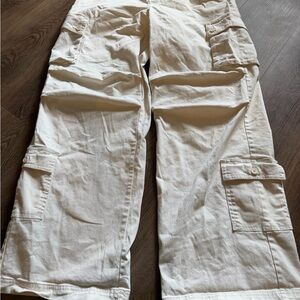 Wild Fable Cream Cargo Pants Medium
